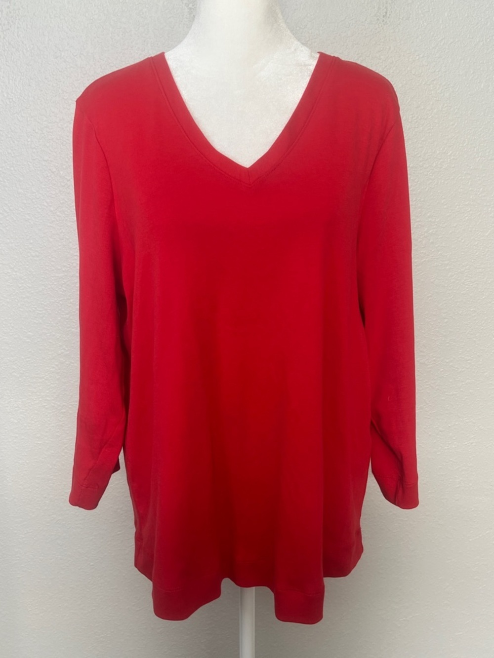 Chicos VNeck 3/4 Sleeve Pima Cotton TShirt Red Size Large